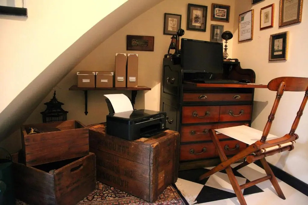 Old England House