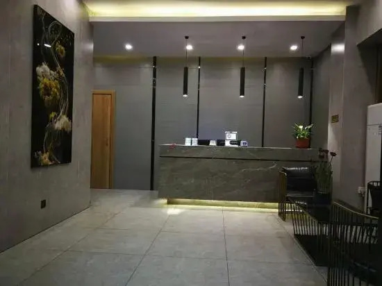 Yijia Hotel