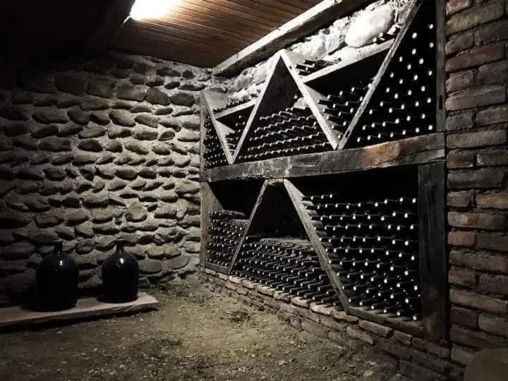 Cottage and Gigo Papas Wine Cellar