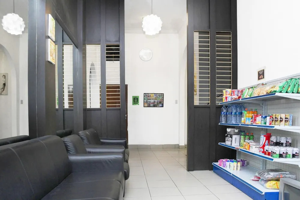Airy Pasar Baru Selat Panjang 11 Medan