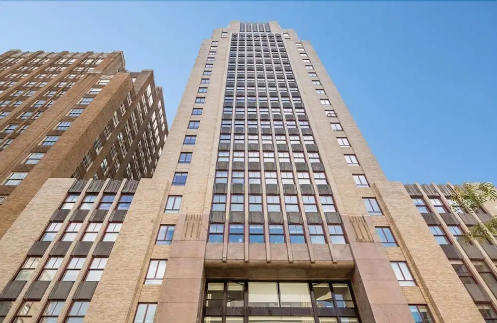 Cook City Suites - 1616 Walnut Street