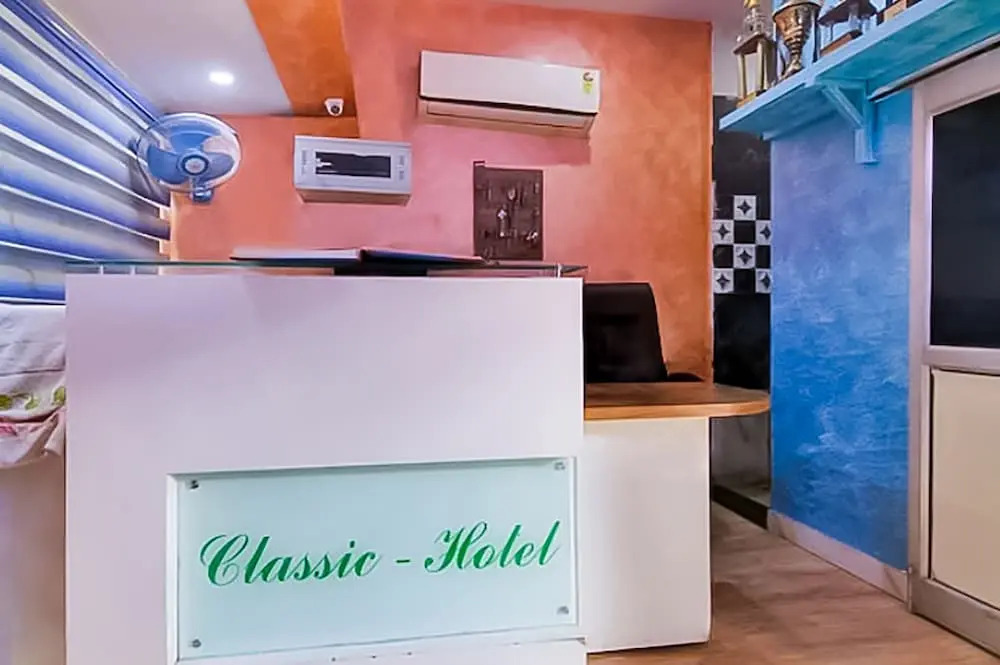 Hotel Classic By Roomshala - Nizamuddin Dargah