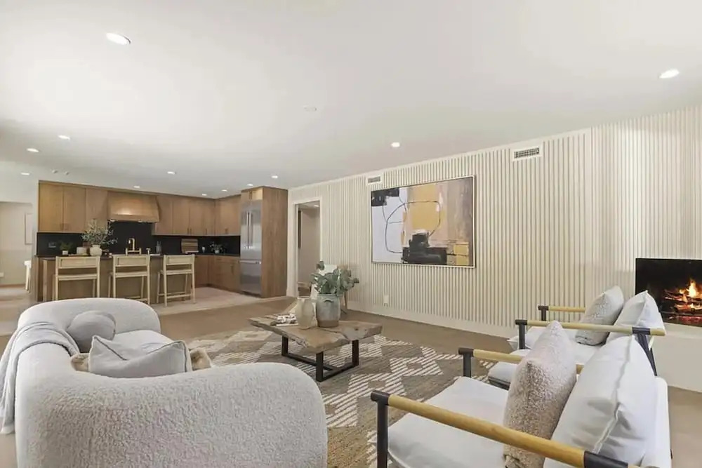 The Dona Modern