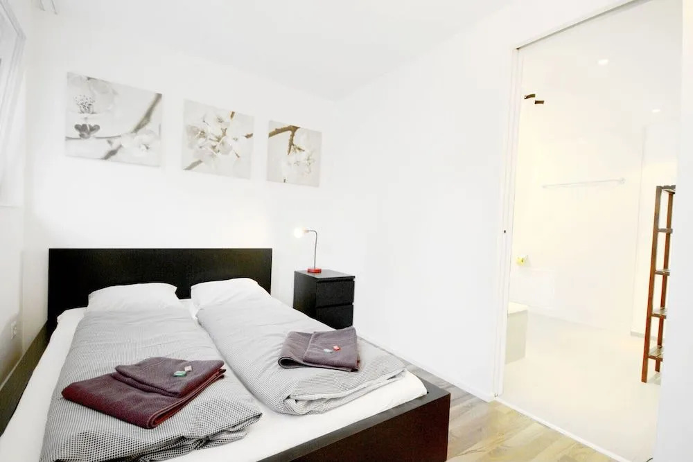 ZH Badenerstrasse I - Hitrental Apartment