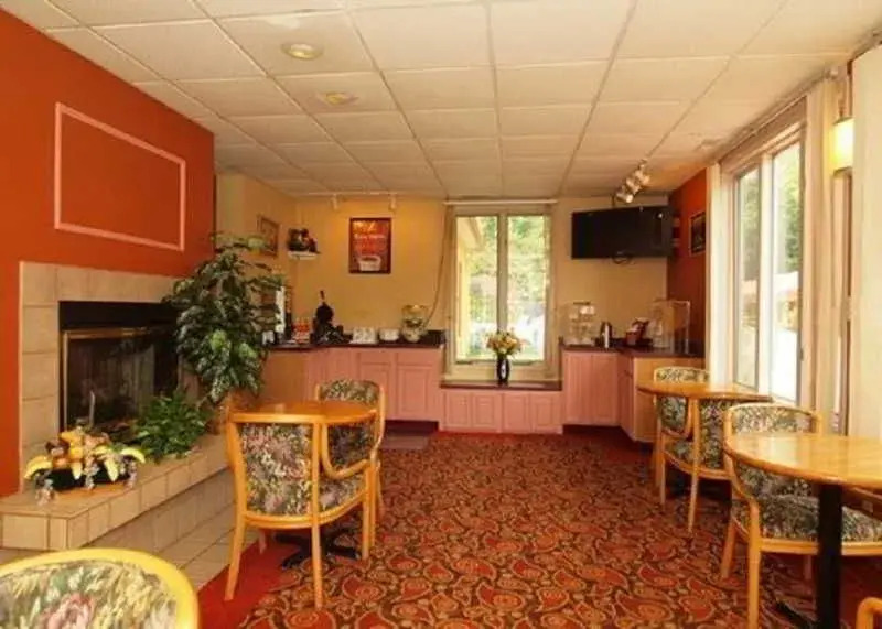 Econo Lodge
