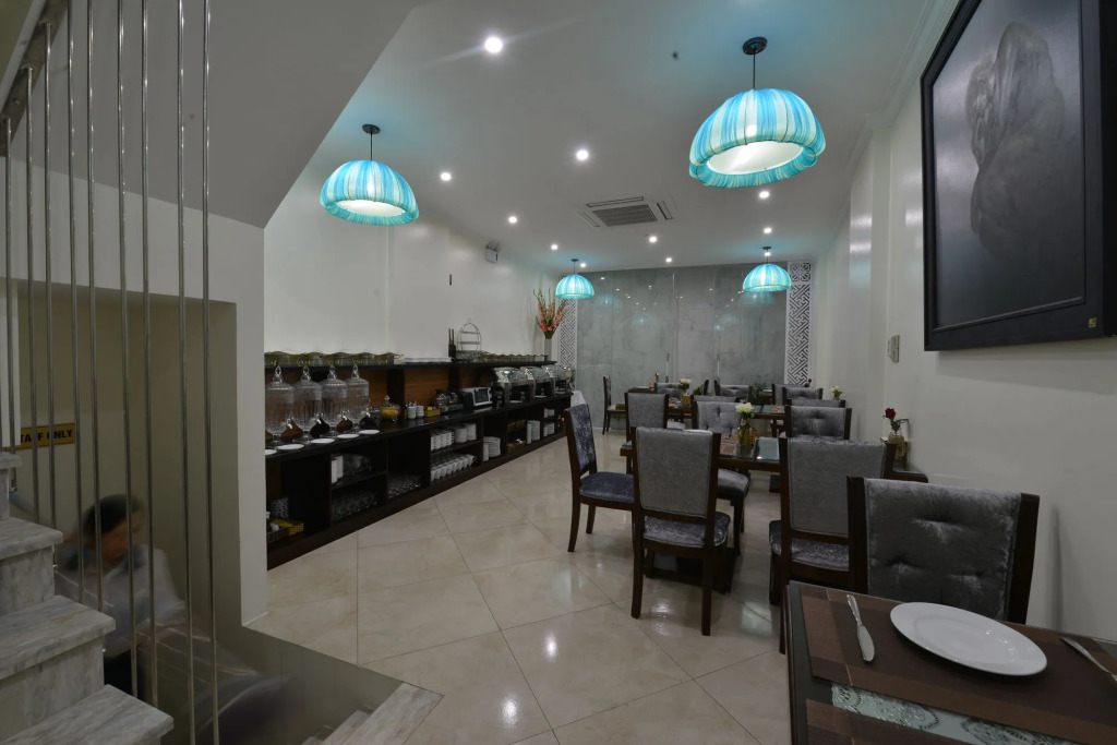 Bella Rosa Hotel & Travel