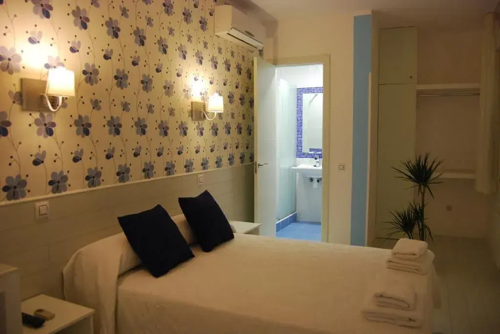 Hostal PETITE MAMAN