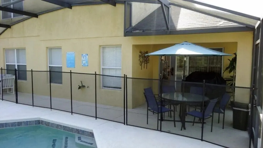 5 Beds With Private Pool Near Disney Parks 4703 5 Bedroom Home by Redawning