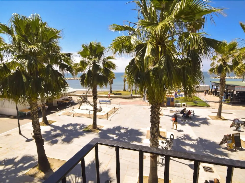 Letmalaga Pedregalejo