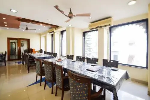 Shree Ji Resort by OYO