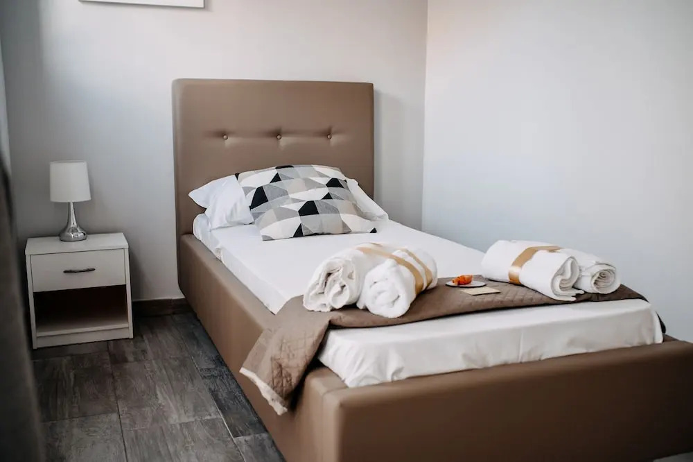 B&B Stramondo
