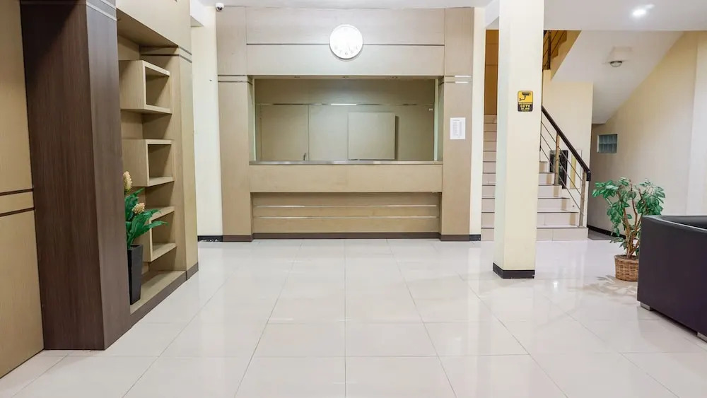 OYO 1740 Tekmira Residence Supratman Syariah