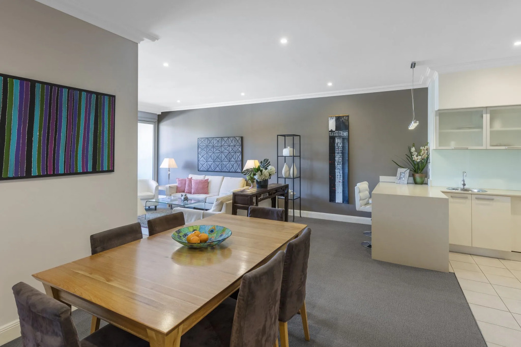 Nesuto Woolloomooloo