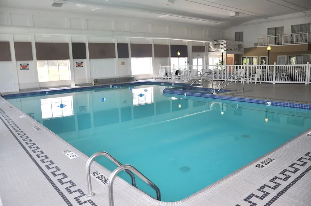 Dunes Express Inn and Suites