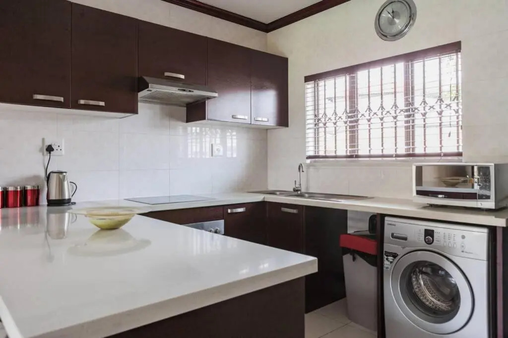 Alimama Spaces: Manson's Rosa Royale