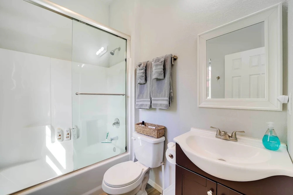 Tulsa Vacation Home ~ 3 Mi to Downtown