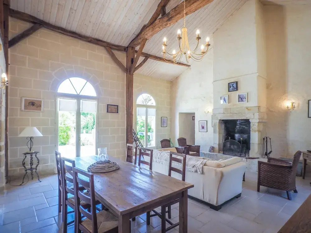 Holiday Home in Saint-Laurent-de-la-Salle with Pool