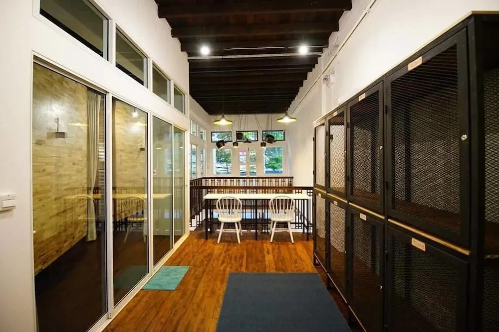 HAB40 Hostel