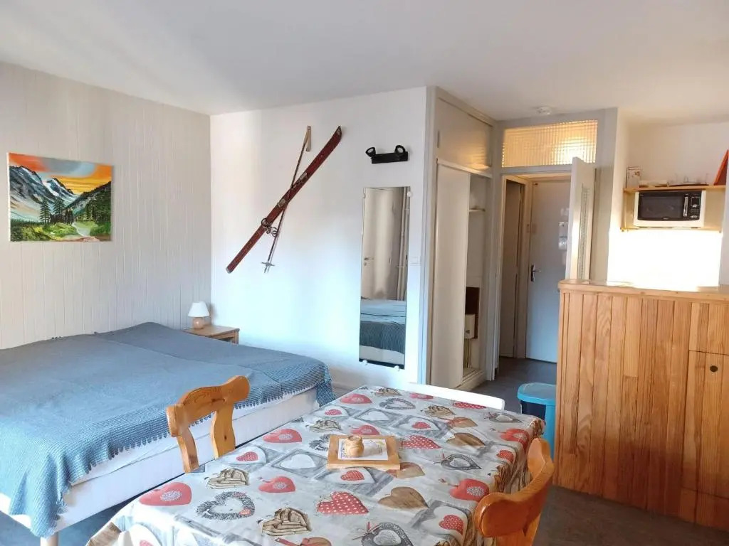 Appartement Brides-les-Bains, 1 pièce, 2 personnes - FR-1-512-107