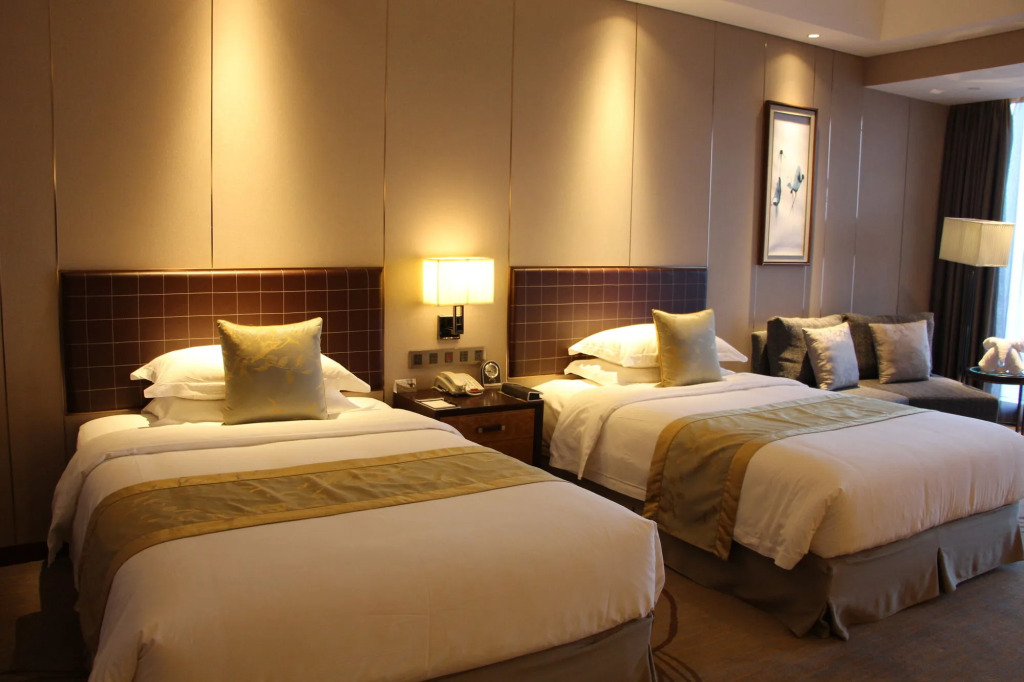 Golden Eagle Summit Hotel Yancheng