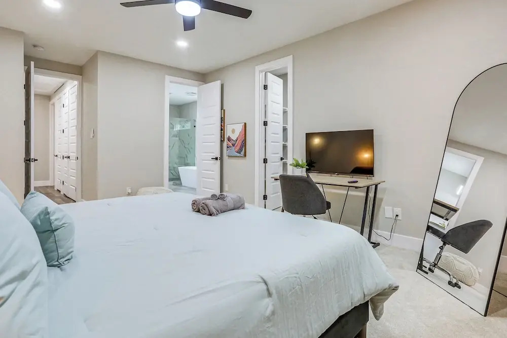 Houston Gem 4 Mi to NRG Stadium/med Center