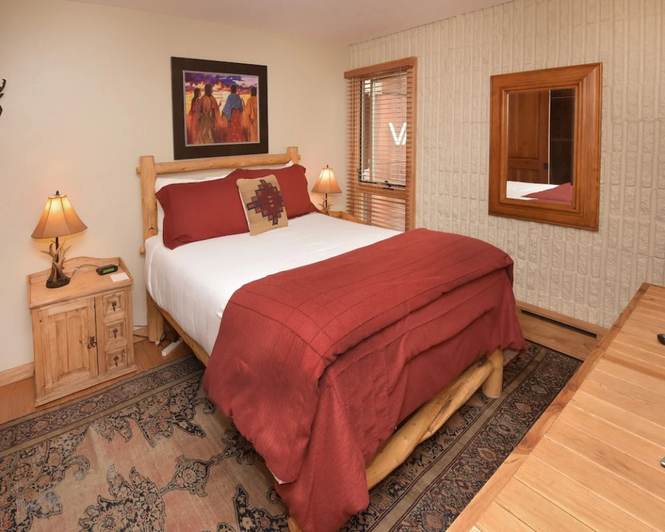 Vail 21 #306 2 Bedrooms 2 Bathrooms Condo