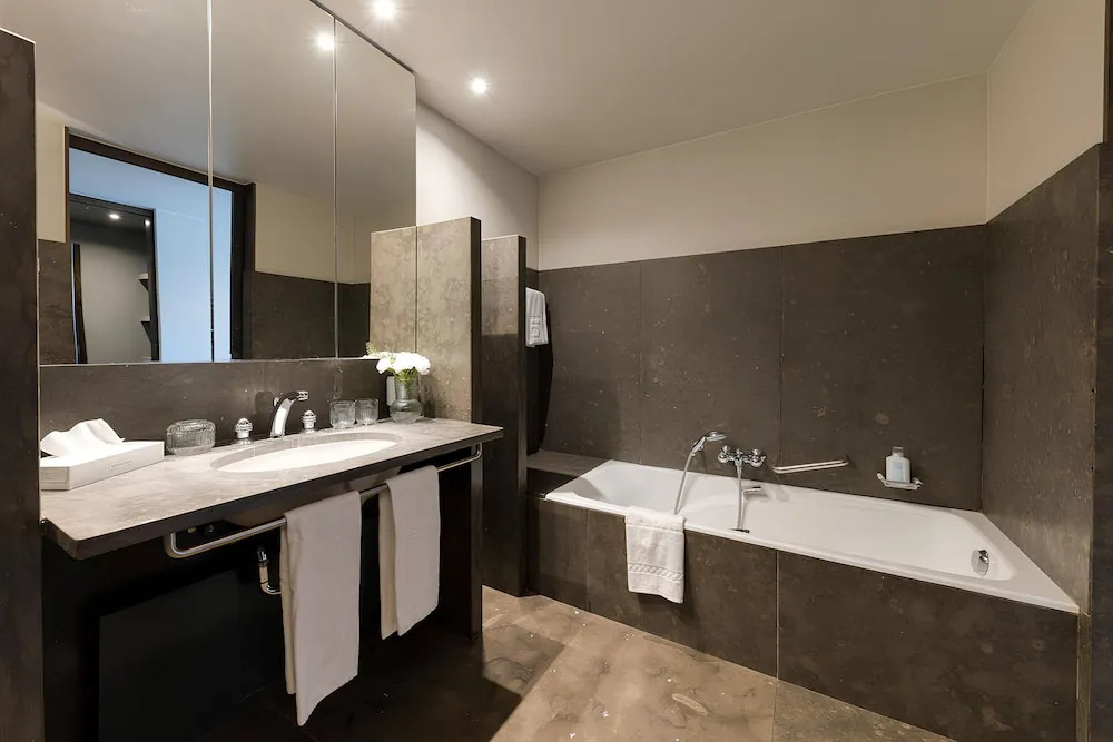 Unique Luxury Central Flat