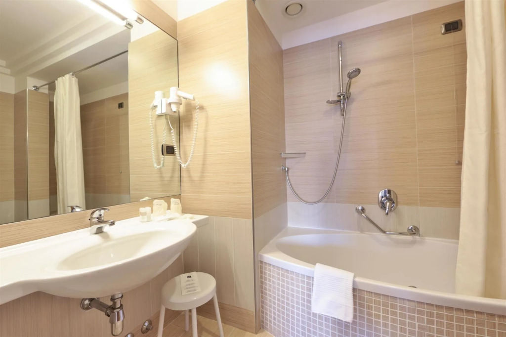 Suites & Residence Hotel