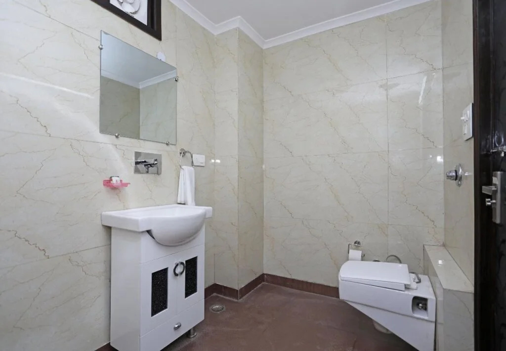 Royal King Residency By OYO Rooms