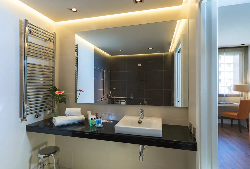 H10 Tribeca