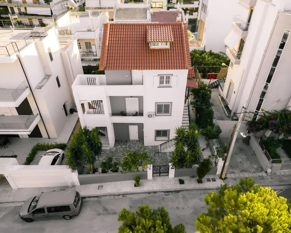 Blue Riviera villas & suites - Alimos 2