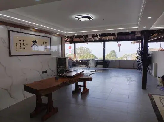 Lancang Brown Home Inn