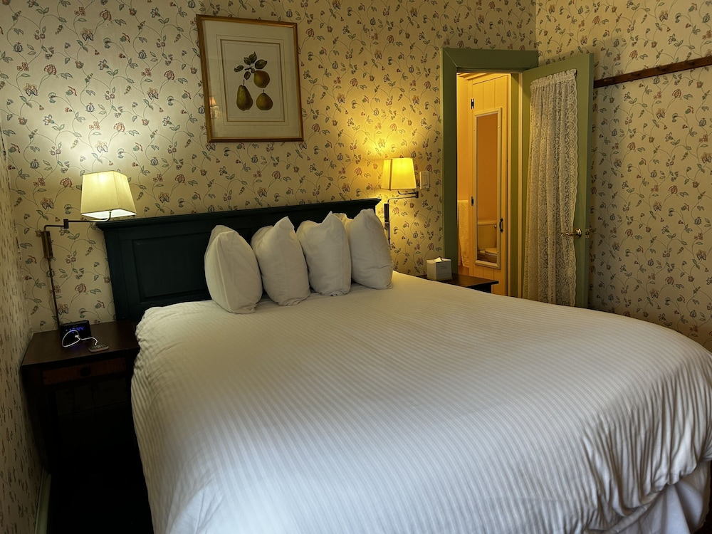 Garrison House Inn