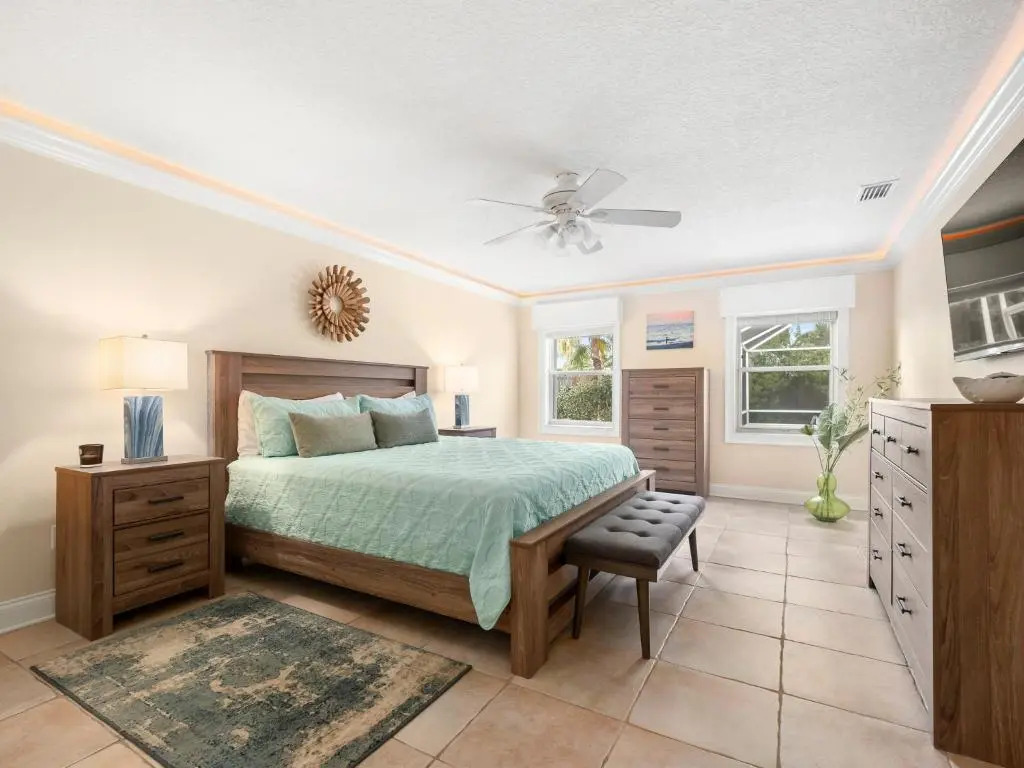 Complete SeaRenity, 4 BRs, Private Pool, Walk to Beach, Sleeps 8