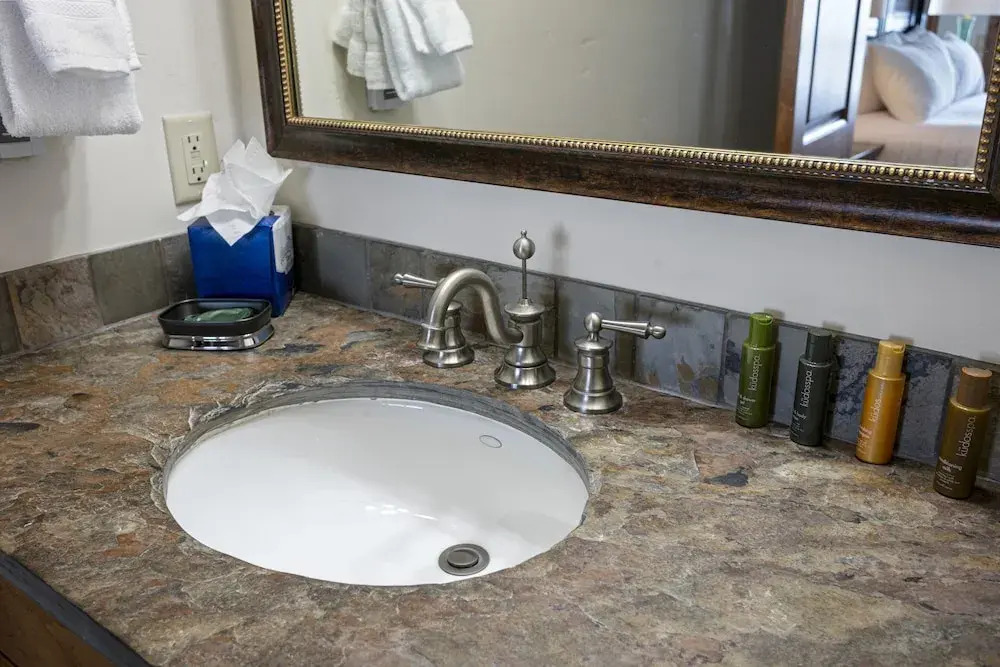Grand Lodge - Three Bedroom Condo #401 - Ski-in/ski-out by Deer Valley Resort
