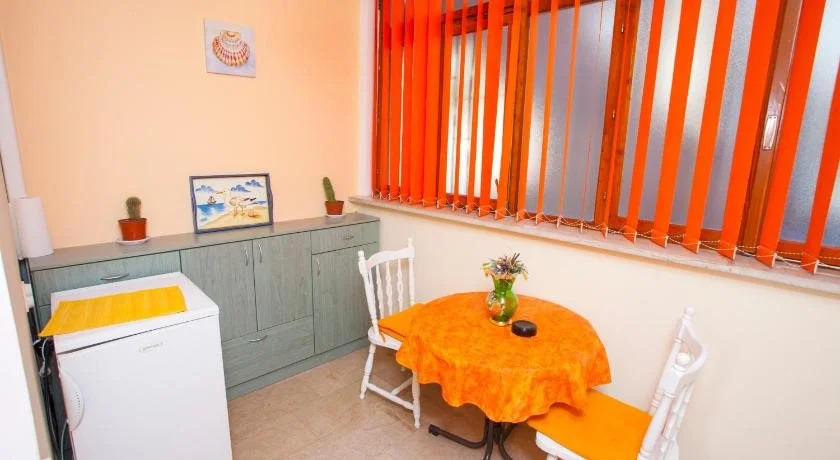 Apartments Makarska