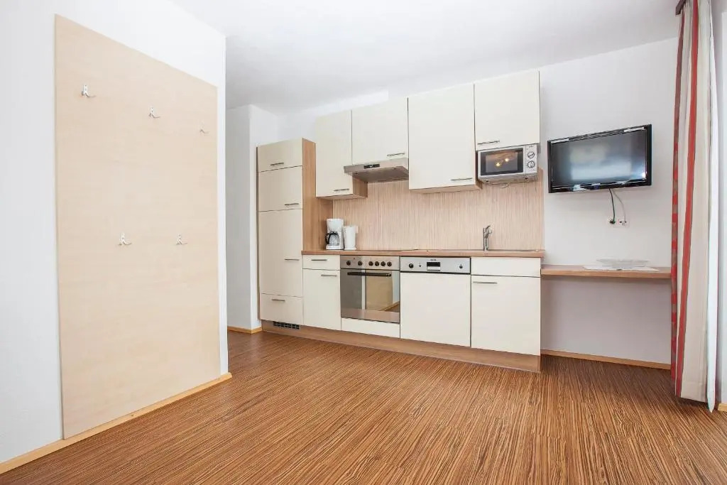 Connys Apartments