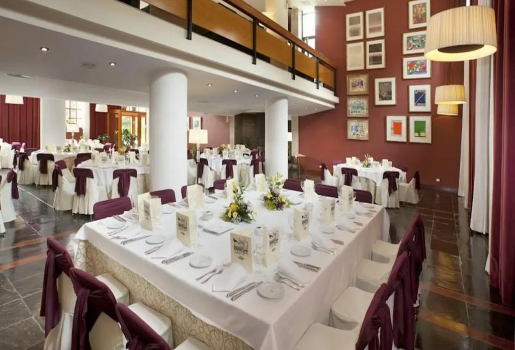 Parador de Artíes