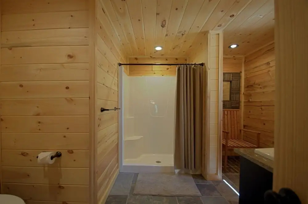 Imani's Cabin - 3 Br Cabin