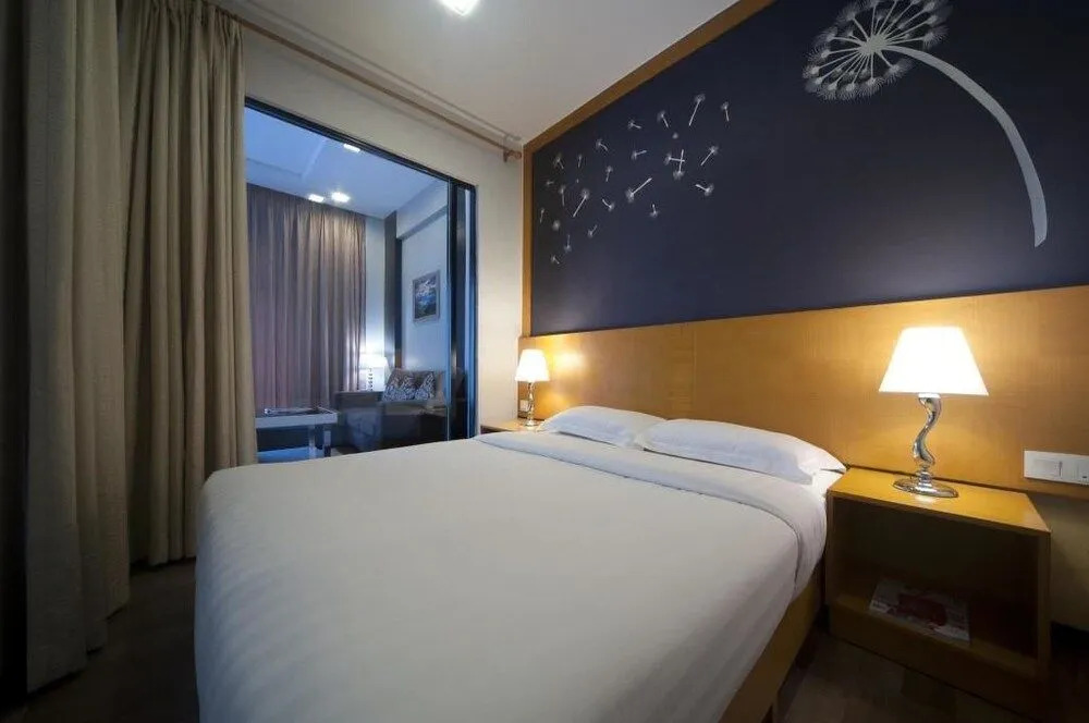 Zahara Nova Suite