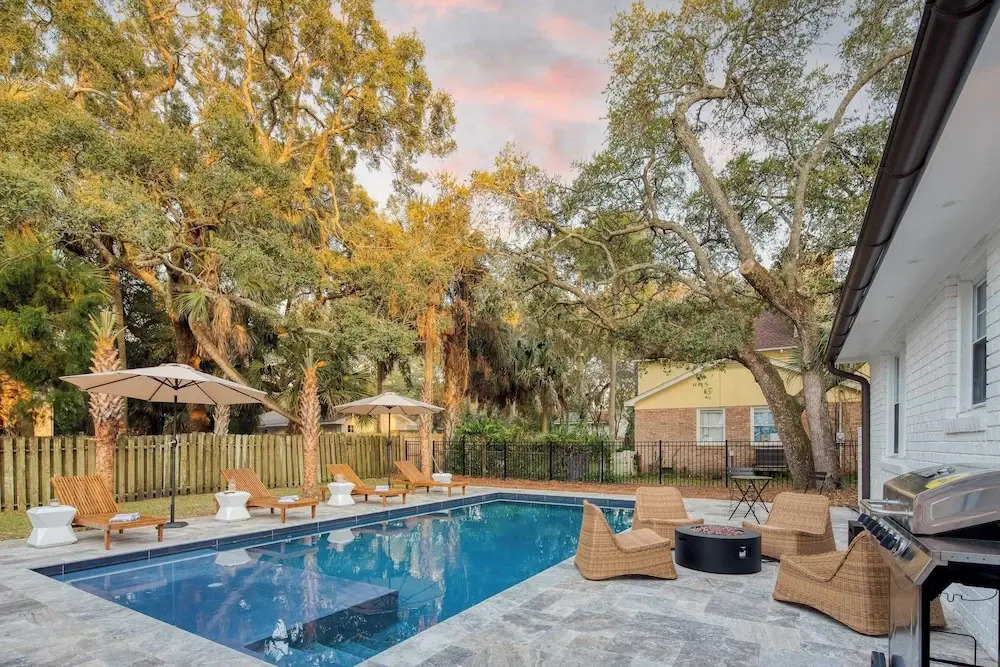 Sawyer by Avantstay Stunning Isle Of Palms Home w/ Pool!