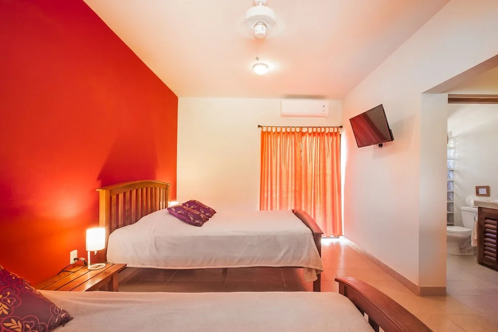 Buena Onda Beach Resort