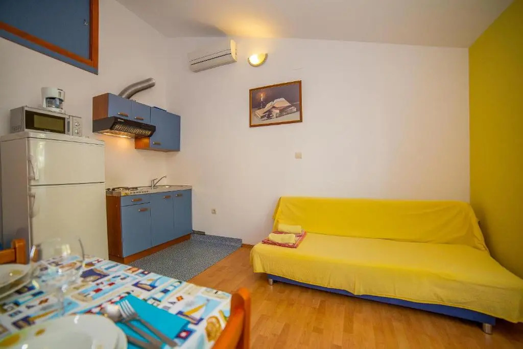 Apartments Emil