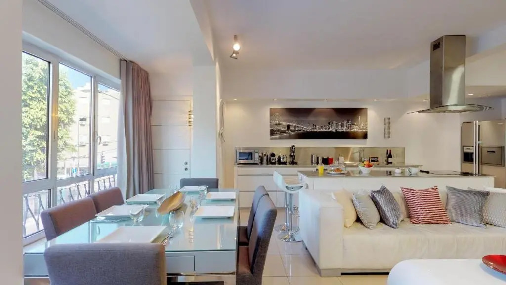 Peaceful 3BR near Frishman Beach by HolyGuest
