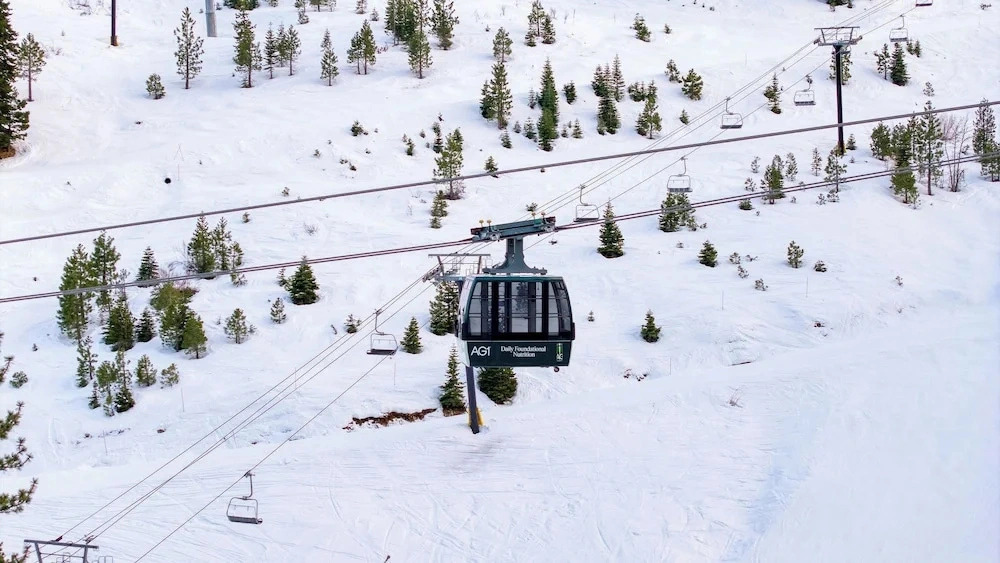 The Ridgeline & The Traverse by Avantstay 2 Slopeside Units + Hot Tub + Sauna + Heated Pool + Heart of Olympic Valley