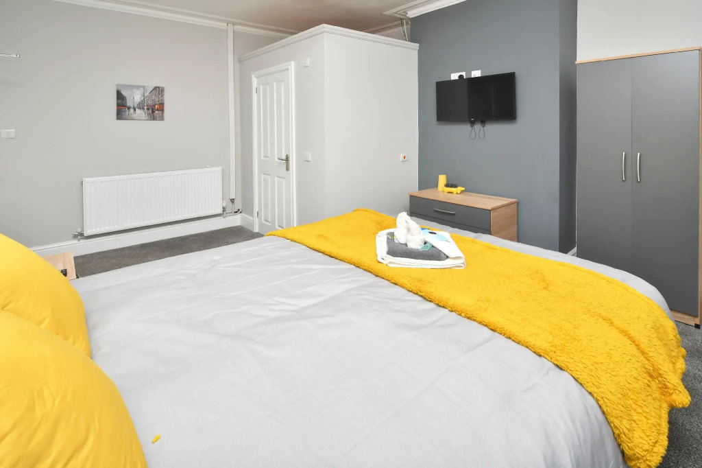 Townhouse @ Bucknall New Road Stoke