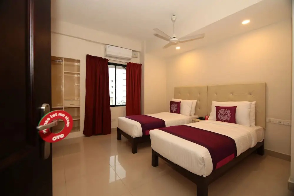 OYO Flagship 084 MG Road Trivandrum