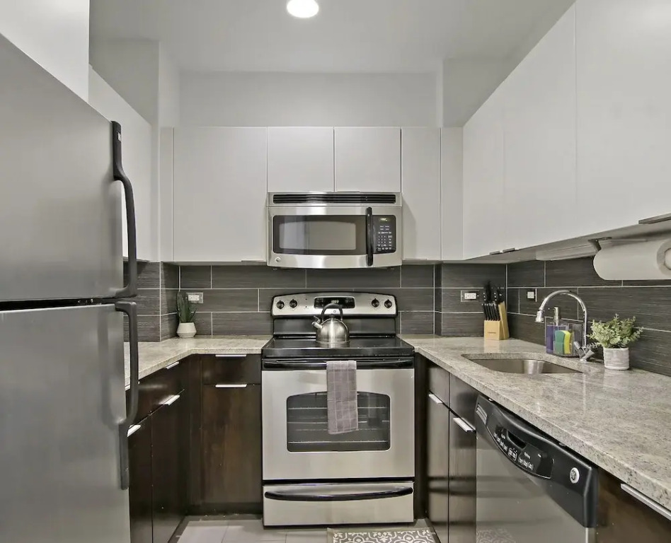1BR in Hyde Park - Del Prado 811