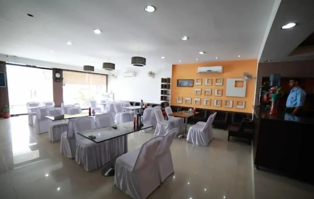 Clarks Inn Express