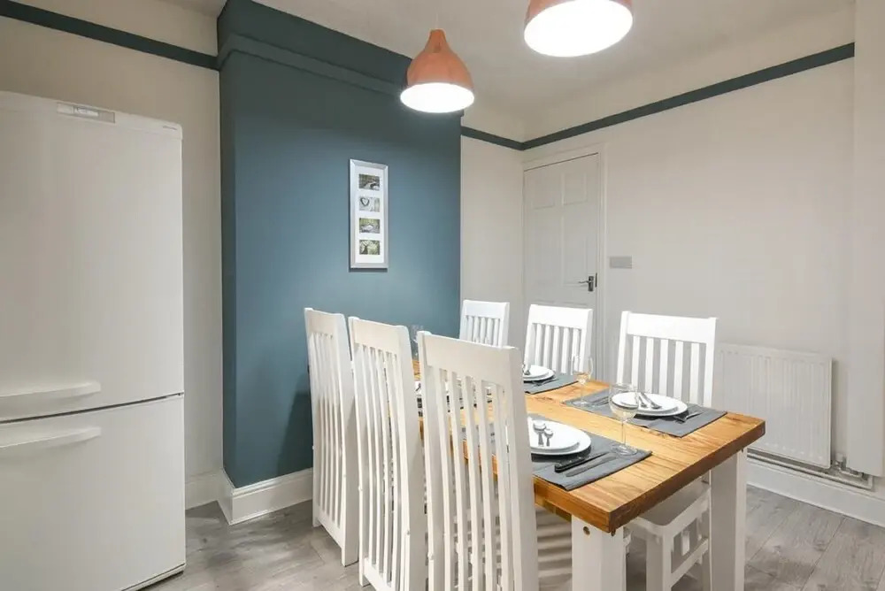 Elegant 2 Bed House at Saxon - Leicester